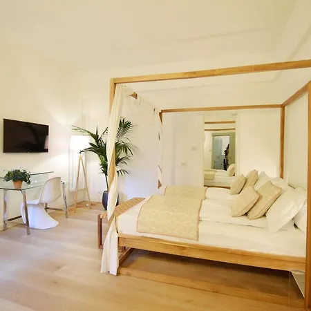 B&B Isola Memmia 3*